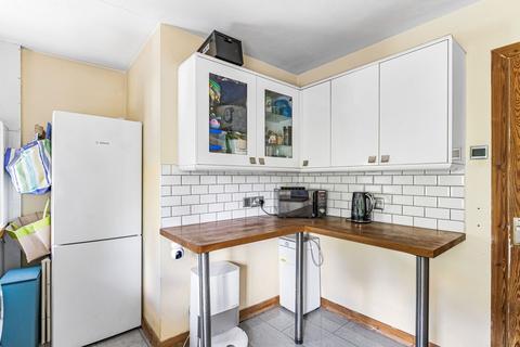 2 bedroom flat for sale, Clayponds Avenue, Brentford, TW8