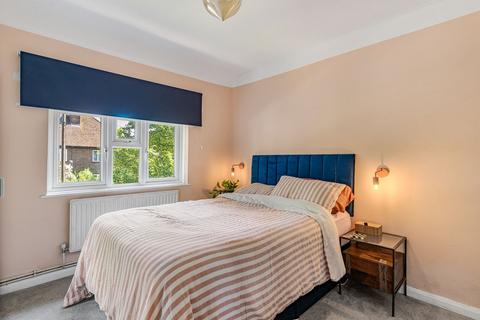 2 bedroom flat for sale, Clayponds Avenue, Brentford, TW8