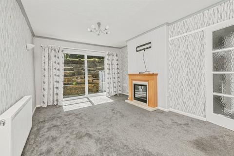 2 bedroom semi-detached bungalow for sale, St. Johns Drive, Huddersfield