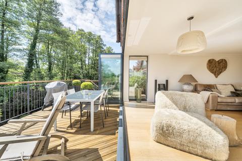 5 bedroom detached house for sale, Church Road, Bishopstoke, Eastleigh, Hampshire, SO50
