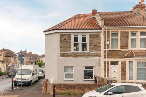 2 bedroom maisonette for sale, Hillside Road, St George