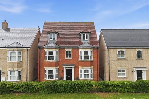 Detached house - Ipswich Road, Colchester, CO4