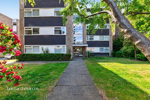 The Avenue, SURBITON