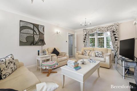 4 bedroom detached house for sale, Little Warley Hall Lane, Little Warley, CM13