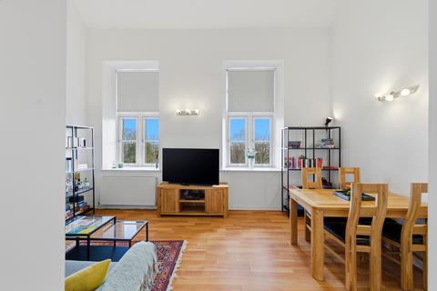 undefined, Flat 44 Regents House, Smillie Court, Dundee, DD3 6TP