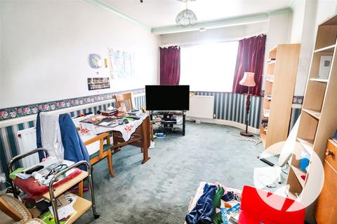 2 bedroom bungalow for sale, Dalmeny Road, Erith, DA8