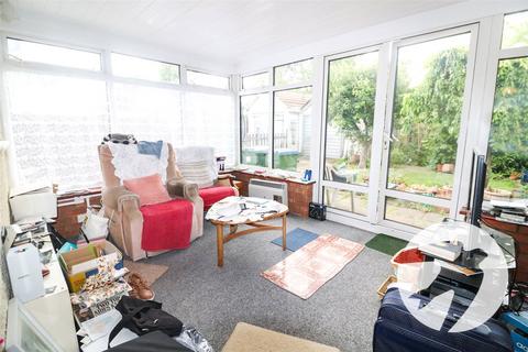 2 bedroom bungalow for sale, Dalmeny Road, Erith, DA8