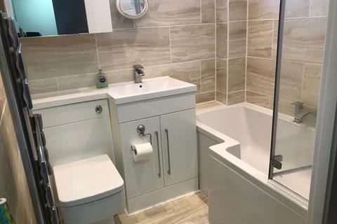 1 bedroom flat to rent, Babbacombe Road, Torquay TQ1