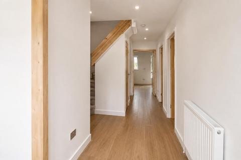 4 bedroom detached house for sale, Baltic Road, Tonbridge