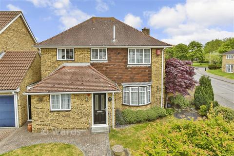 4 bedroom detached house for sale, Greenfinches, Gillingham ME7