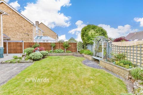4 bedroom detached house for sale, Greenfinches, Gillingham ME7