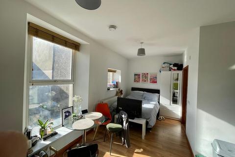 1 bedroom flat to rent, Walter Road, Swansea, SA1