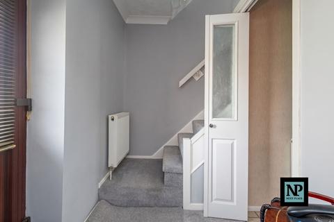 3 bedroom semi-detached house for sale, Barn Close, Dordon, B78