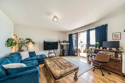 2 bedroom flat for sale, Havelock Road, Southall UB2