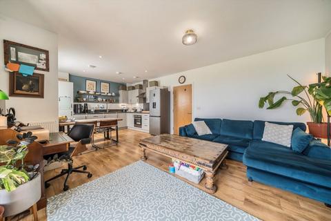 2 bedroom flat for sale, Havelock Road, Southall UB2