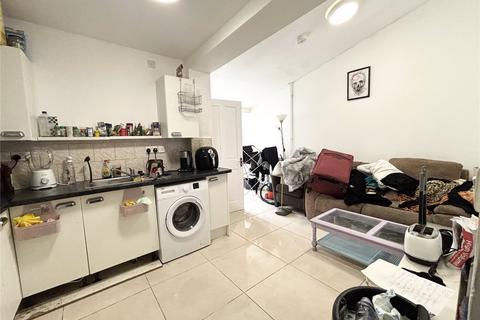 1 bedroom in a house share to rent, Perry Street, Bristol, Somerset, BS5