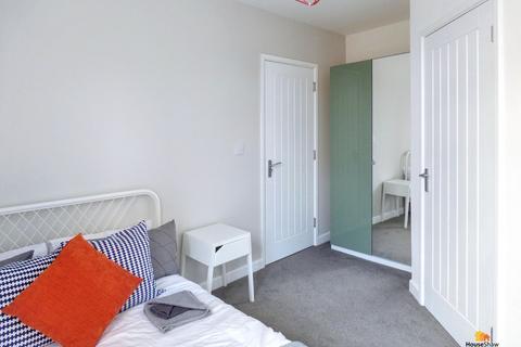 1 bedroom in a house share to rent, 18 Bicester Road, Aylesbury, HP19
