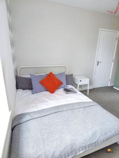 1 bedroom in a house share to rent, 18 Bicester Road, Aylesbury, HP19