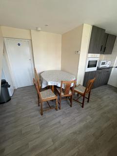 4 bedroom house to rent, Briars Close, Hatfield AL10
