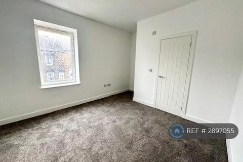 3 bedroom flat to rent, Eldon St North, Barnsley, S71