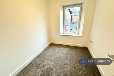 3 bedroom flat to rent, Eldon St North, Barnsley, S71