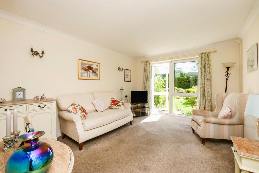 House in York - View 3