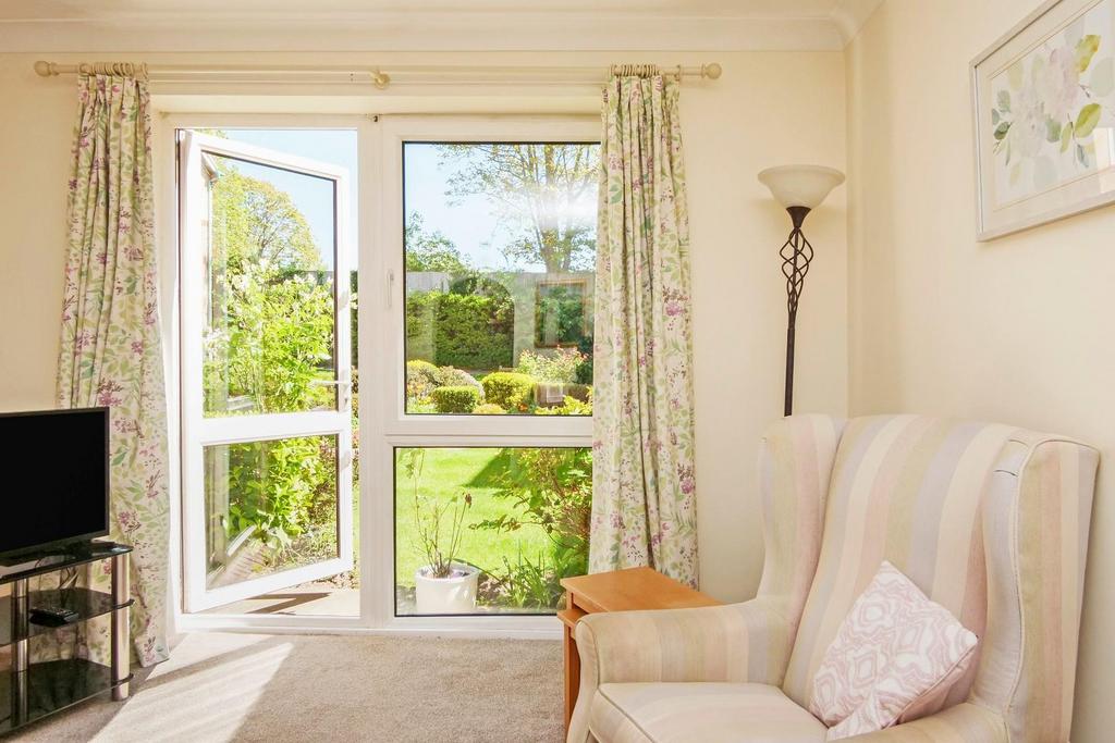 House in York - View 4