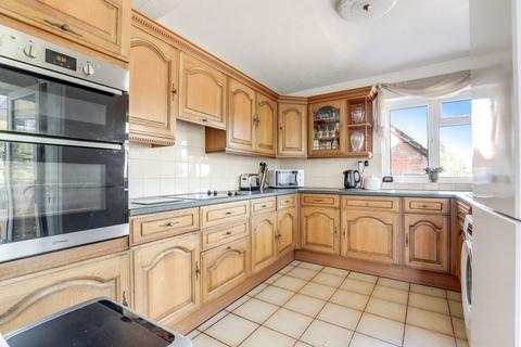 3 bedroom end of terrace house for sale, Ton Lane, Nottingham NG14
