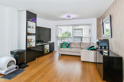2 bedroom flat for sale, Windsor Road, Slough