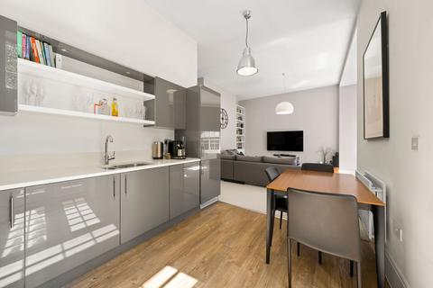 2 bedroom flat for sale, Glanville Way, Epsom, KT19