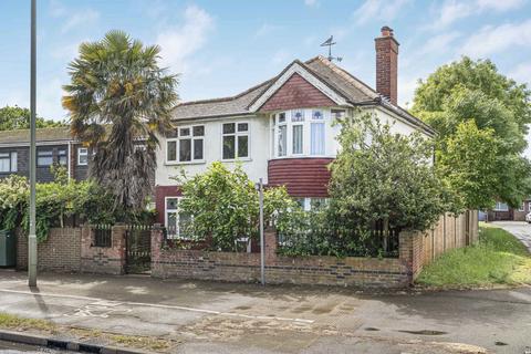 Staines Road West, Sunbury-on-Thames, Surrey, TW16