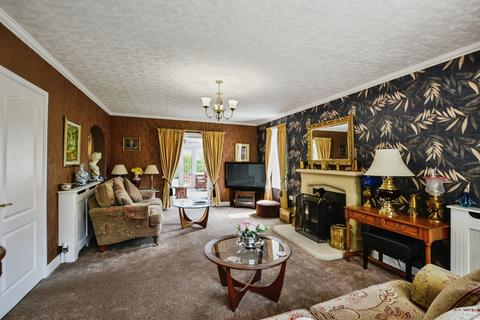 4 bedroom detached house for sale, Main Road, Toynton All Saints, Spilsby