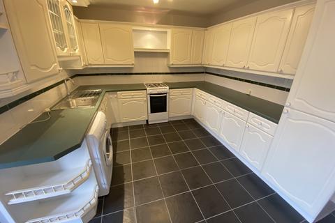 3 bedroom terraced house to rent, Bank Street, Newport,