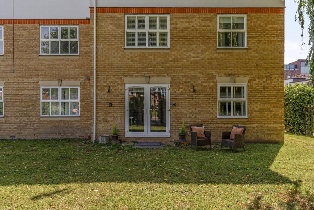 House exterior, garden