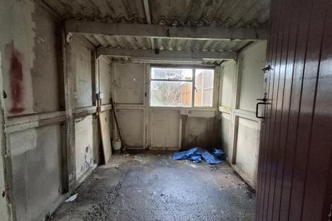 3 bedroom semi-detached house for sale, 15, Wilton Avenue, Kidderminster DY11 5PR