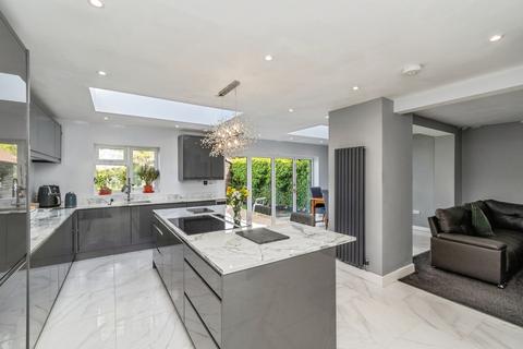 4 bedroom detached house for sale, Cannock Road, Westcroft, Wolverhampton, Staffordshire, WV10