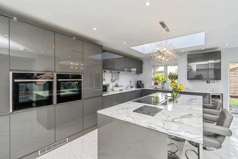 4 bedroom detached house for sale, Cannock Road, Westcroft, Wolverhampton, Staffordshire, WV10