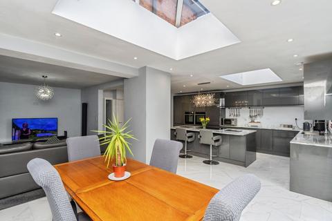 4 bedroom detached house for sale, Cannock Road, Westcroft, Wolverhampton, Staffordshire, WV10