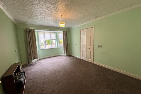 2 bedroom retirement property for sale, The Grove, Stowmarket IP14