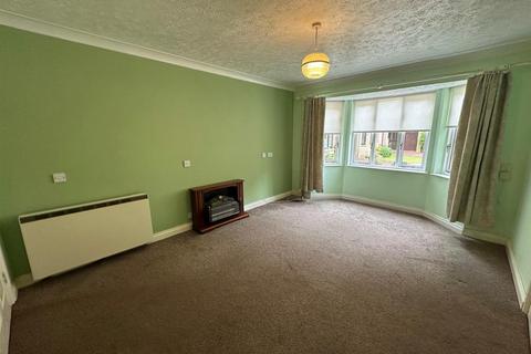 2 bedroom retirement property for sale, The Grove, Stowmarket IP14