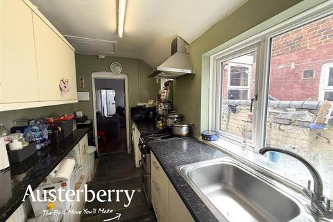 2 bedroom terraced house for sale, Cliveden Place, Stoke-On-Trent ST3