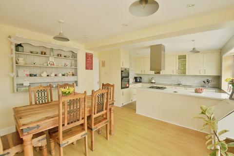 4 bedroom detached house for sale, Merritt Road, Greatstone, Kent, TN28
