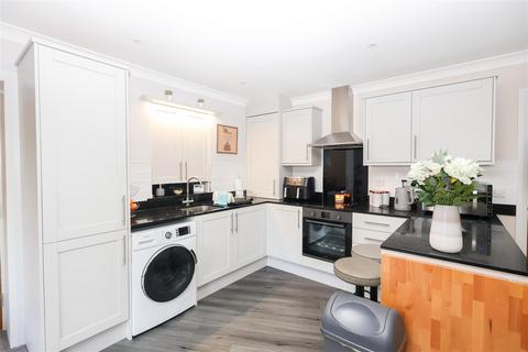 2 bedroom apartment for sale, Bondgate Green, Ripon
