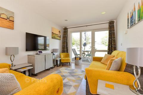 2 bedroom park home for sale, Westbay Club, Norton, Isle of Wight
