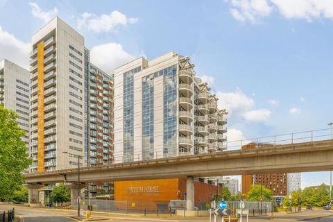 Blackwall Way, London E14