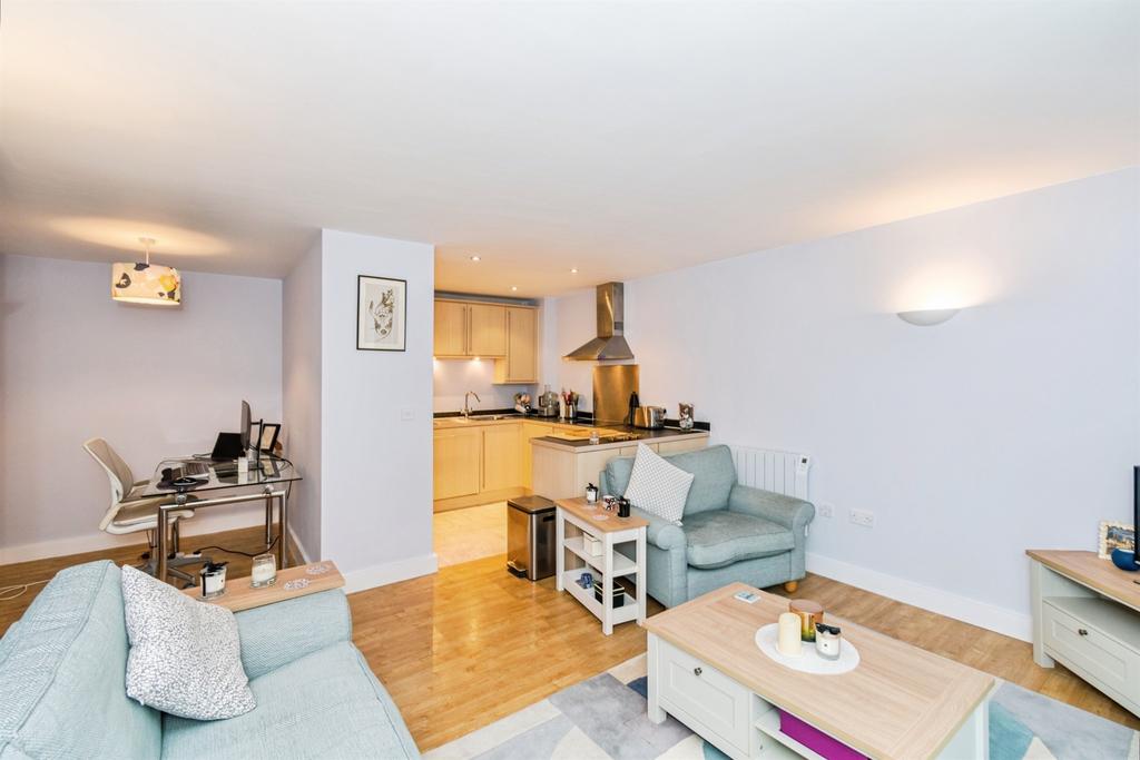 Apartment in Southampton, Ocean Village, St Mary's - View 2