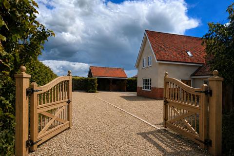 3 bedroom detached house for sale, Dunmow Road, Hatfield Heath CM22