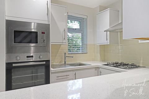 1 bedroom semi-detached house for sale, Hampden Close, Epping CM16