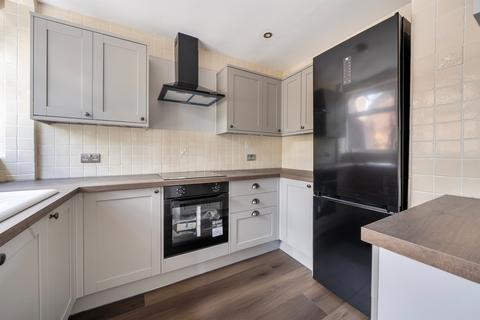 3 bedroom end of terrace house for sale, Boulters Court, Maidenhead