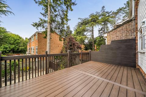 3 bedroom end of terrace house for sale, Boulters Court, Maidenhead